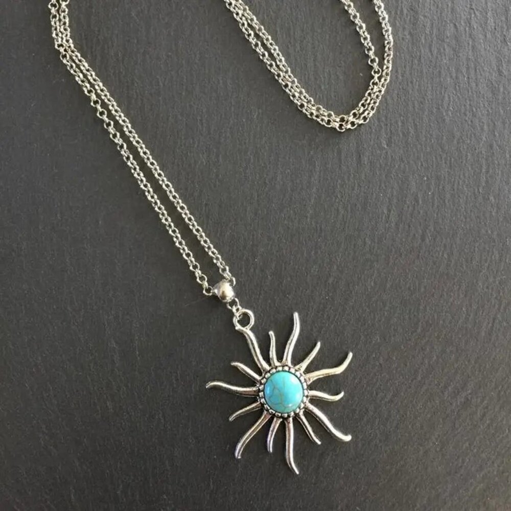 Boho Sunflower Pendant Silver Chain Necklace Cracked Coastal Turquoise Pattern